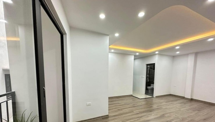 NHÀ MỚI NGUYỄN CHÍNH, HOÀNG MAI -LÔ GÓC- CỰC THOÁNG SÁNG, 50M2, 5 TẦNG, MT 3.6M, 5.2 TỶ
